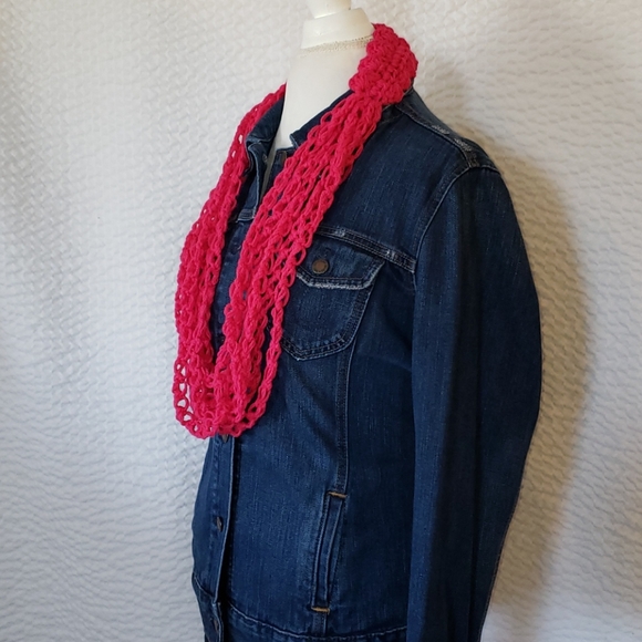 Hot Pink Flower Headband Scarf Set. Crochet. Chain - Picture 4 of 7